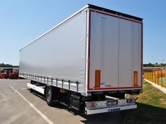 Jednoosovinski Krone Profi Liner isporučen kompaniji Fama Čelinac